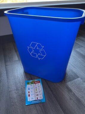 Blue Recycling Bin With Fridge Magnet - Home Recyclables Organizer